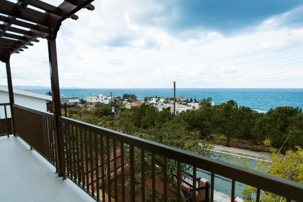 Seaclusion Vacation Villa Pomos Exterior foto